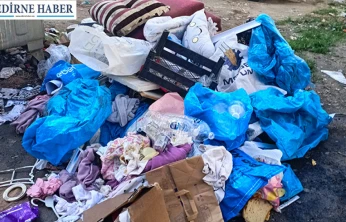 Çokalca Camii Sokak'ta tepki: çöpler günlerdir toplanmıyor