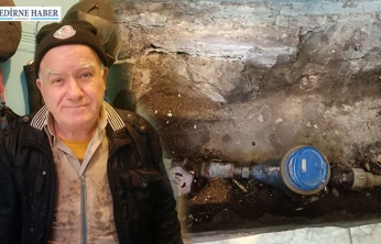 Kaleiçi'nde Su Saati Krizi: Belediyenin yapması gereken işi vatandaş yapıyor