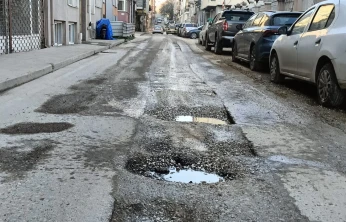Kazıldı, bırakıldı: Kaleiçi'nde sabır taştı