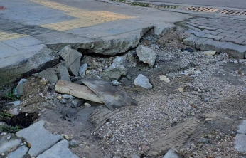 Kazıp bırakıyorlar, kazaya davetiye çıkarıyorlar