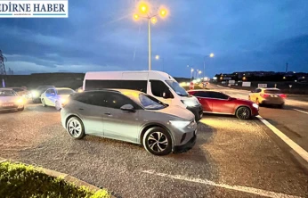 Ne ışık var ne önlem: Bu kavşakta can güvenliği yok!