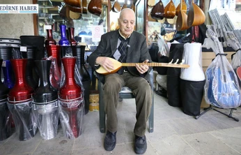 Notalarla geçen 66 yıl: Alipaşa Çarşısı'nın sessiz ustası