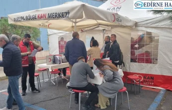 Plevne İlkokulu'nda 'Kan'panyaya yoğun ilgi