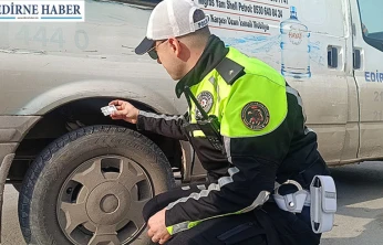 Polis ekiplerinden kış lastiği denetimi