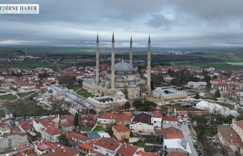 Selimiye'nin minareleri mahyalandı