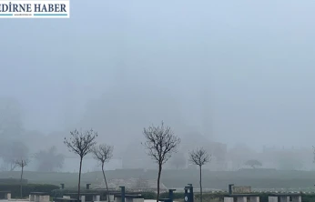 Tarihi kent sisin içinde kayboldu görüş mesafesi 50 metreye düştü