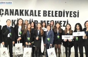 TED Edirne Koleji öğrencilerinden TroyMUN'da büyük başarı