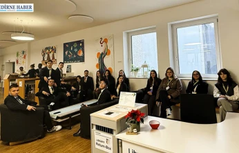 TED'li Öğrenciler KAMUN'25'te Türkiye'yi zirveye taşıdı