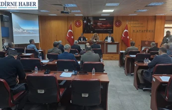 Turpçular köyü imar planı meclis üyelerine sunuldu