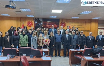 Üniversite öğrencileri meclisi ziyaret etti