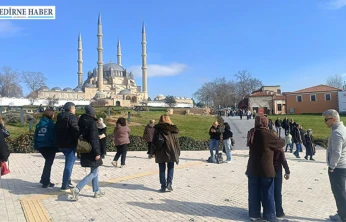 Yazdan kalma gün cadde ve sokakları hareketlendirdi