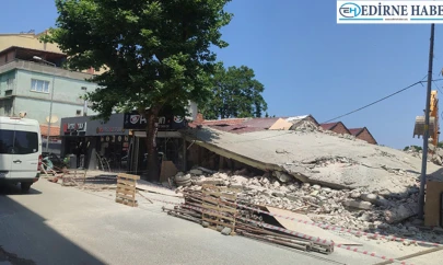 Binanın çökmesi nedeniyle bitişiğindeki 2 yapı zarar gördü