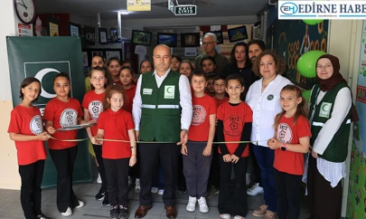Minikler ailelerinden sigarayı bırakmalarını istedi