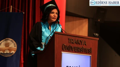 Dil öğrenmek için girdiği ikinci üniversitesini birincilikle bitirdi