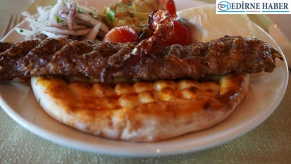 Edirne'nin fıstığından kebap yapıldı