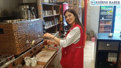 Genç Kızılay gönüllüleri 1 Mayıs'ta sahadaydı