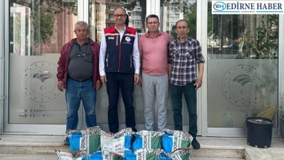 Kuru fasulye tohumu üreticilere teslim edildi