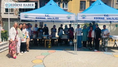 Okul Aile Birliği'nden gönülleri ısıtan lokma şenliği