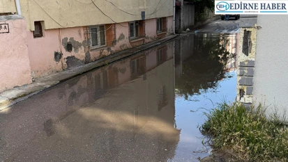 Sokak foseptik atıkla doldu