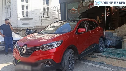 Sürücünün dalgınlığı pahalıya patladı