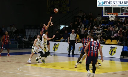 Kapaklıspor sahasında galip geldi