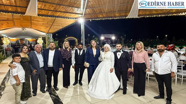 AK Parti Edirne İl Teşkilatı genç çiftlerin mutluluğuna ortak oldu