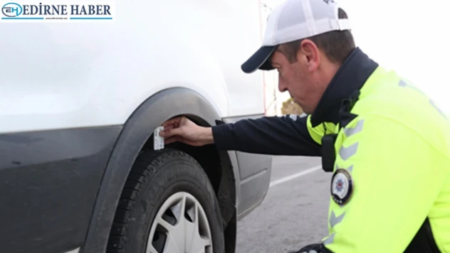 Edirne'de kış lastiği dönemi açıldı