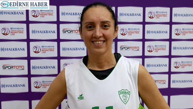 'Emekli' takım kaptanı Toker'in basketbola olan tutkusu ve azmi takdir topluyor