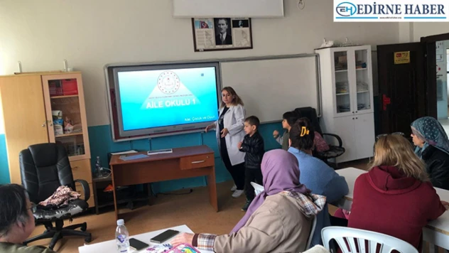 Halk Eğitim Merkezi'nde 'Aile Okulu' kursu başladı