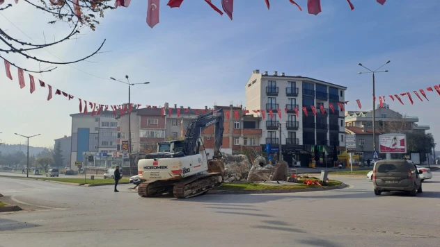 Kavşakların değil alt yapının onarıma ihtiyacı var