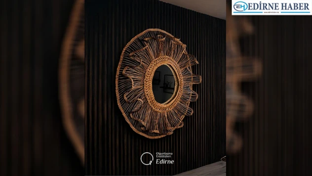 Olgunlaşma Enstitüsü'nden özel tasarım ayna