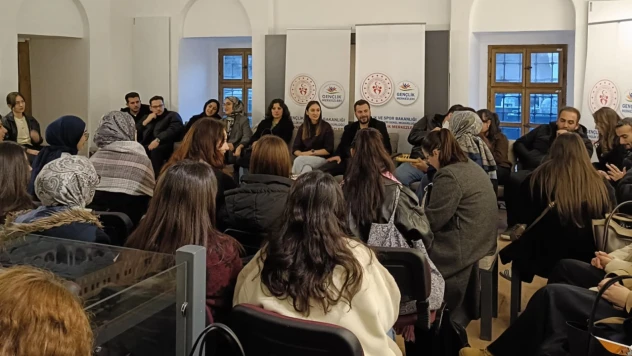 Osmanlı geleneği 'helva sohbetleri' kültürü yaşatılıyor