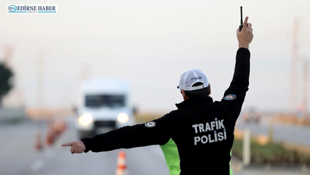 Polis ekiplerinden kış lastiği denetimi