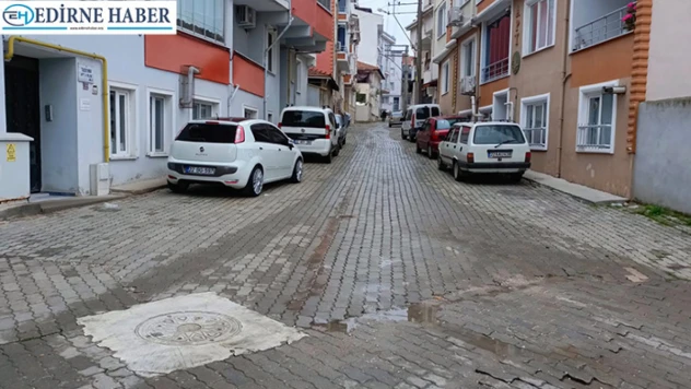 Su Patlağı Mahalle Sakinlerini Zor Durumda Bıraktı