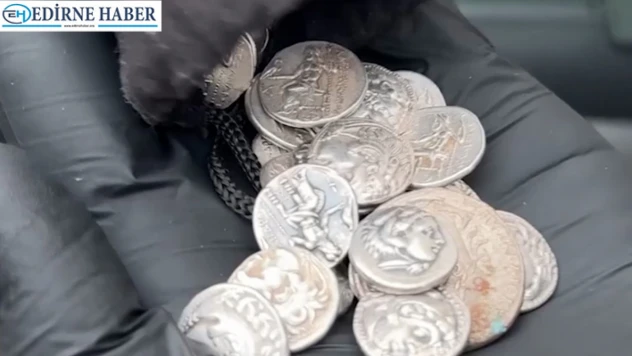 Tarihi eser kaçakçılığına geçit yok, 2 zanlı tutuklandı