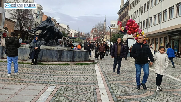 Yarıyıl tatili çarşıya hareketlilik kattı