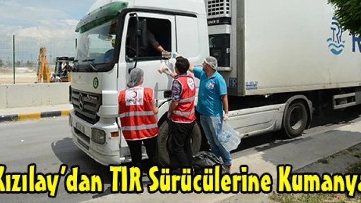 Kızılay'dan TIR Sürücülerine Kumanya