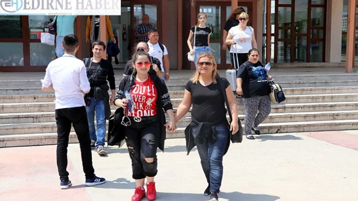 Trafiğe takılmadan gelecekler