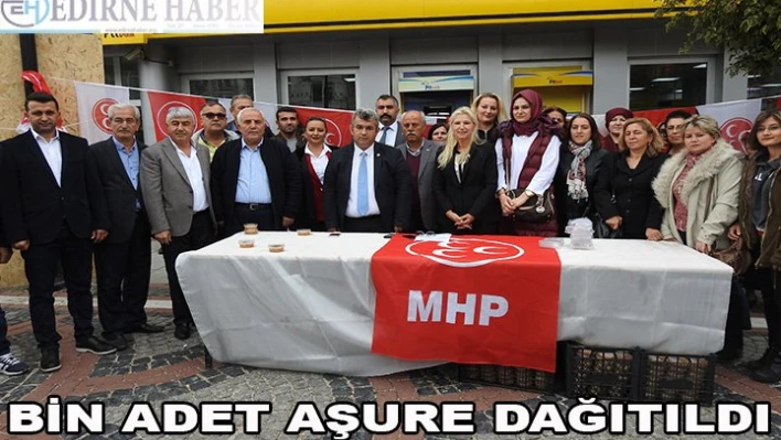MHP Kadın Kolları Aşure Dağıttı