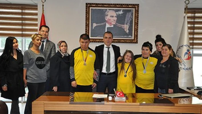 Ziyaret ettiler