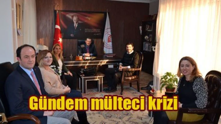 Mülteci sorunlarını görüştüler