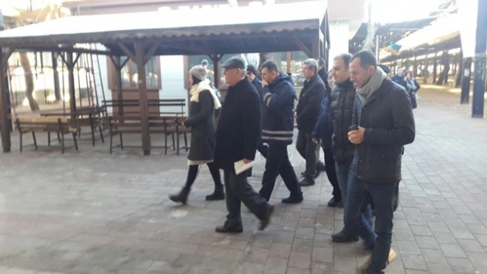 İnşaatları inceledi