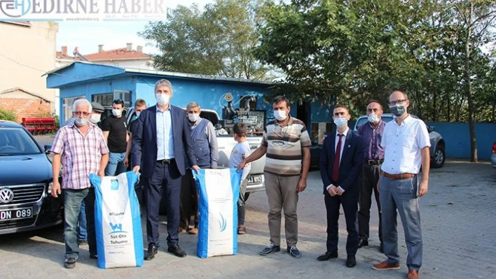 Üreticilere yüzde 50 hibeli tohum dağıtıldı