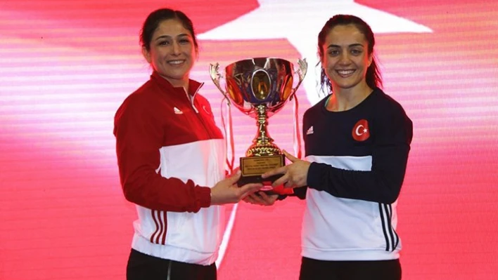 Başarıdan başarıya koşuyorlar