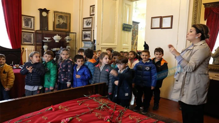 Öğrencilerden ziyaret