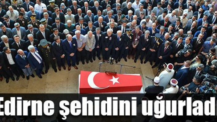 Şehidin arkasından son bakış