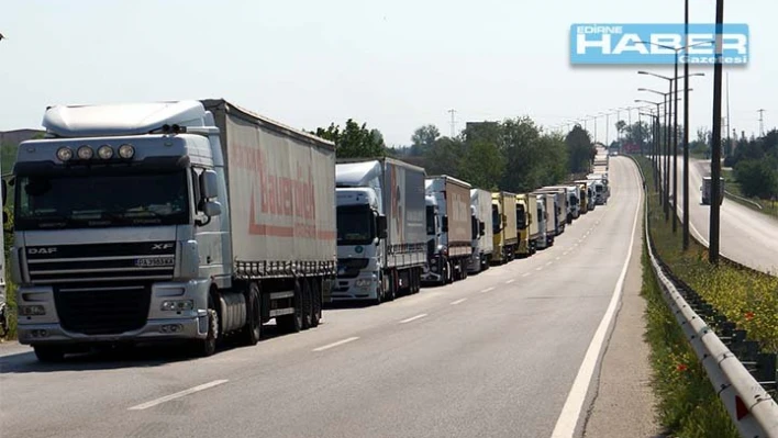 TIR KUYRUĞU ÇİLESİ DEVAM EDİYOR