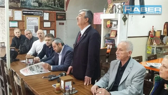 Demokrat partiden iddalı basın toplantısı