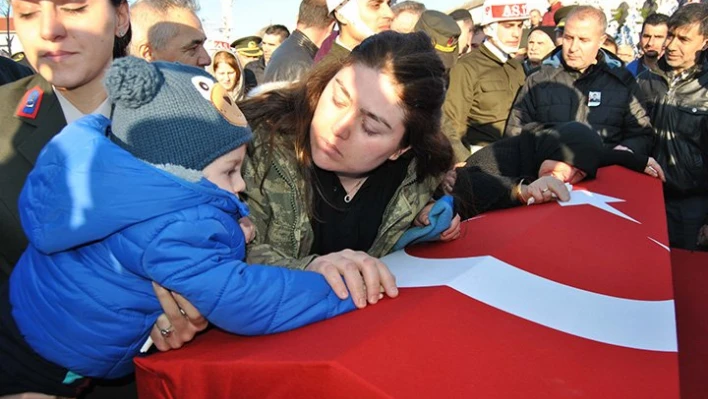 Şehidimiz son yolculuğuna uğurlandı