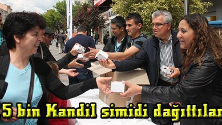 15 bin Kandil simidi dağıttılar